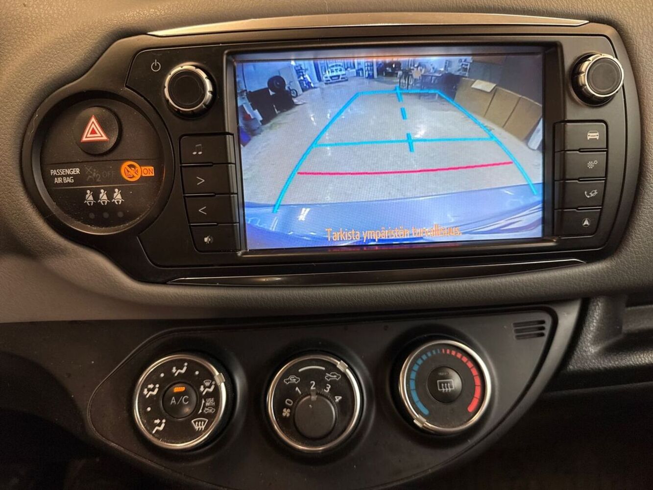 Toyota Yaris vaihtoauto
