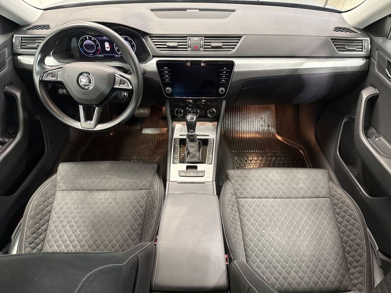 Skoda Superb vaihtoauto