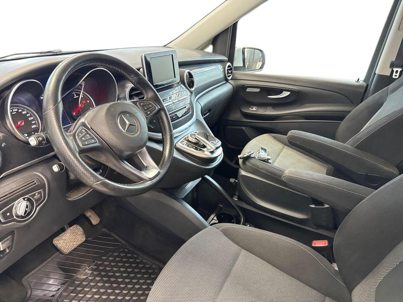 Mercedes-Benz V vaihtoauto