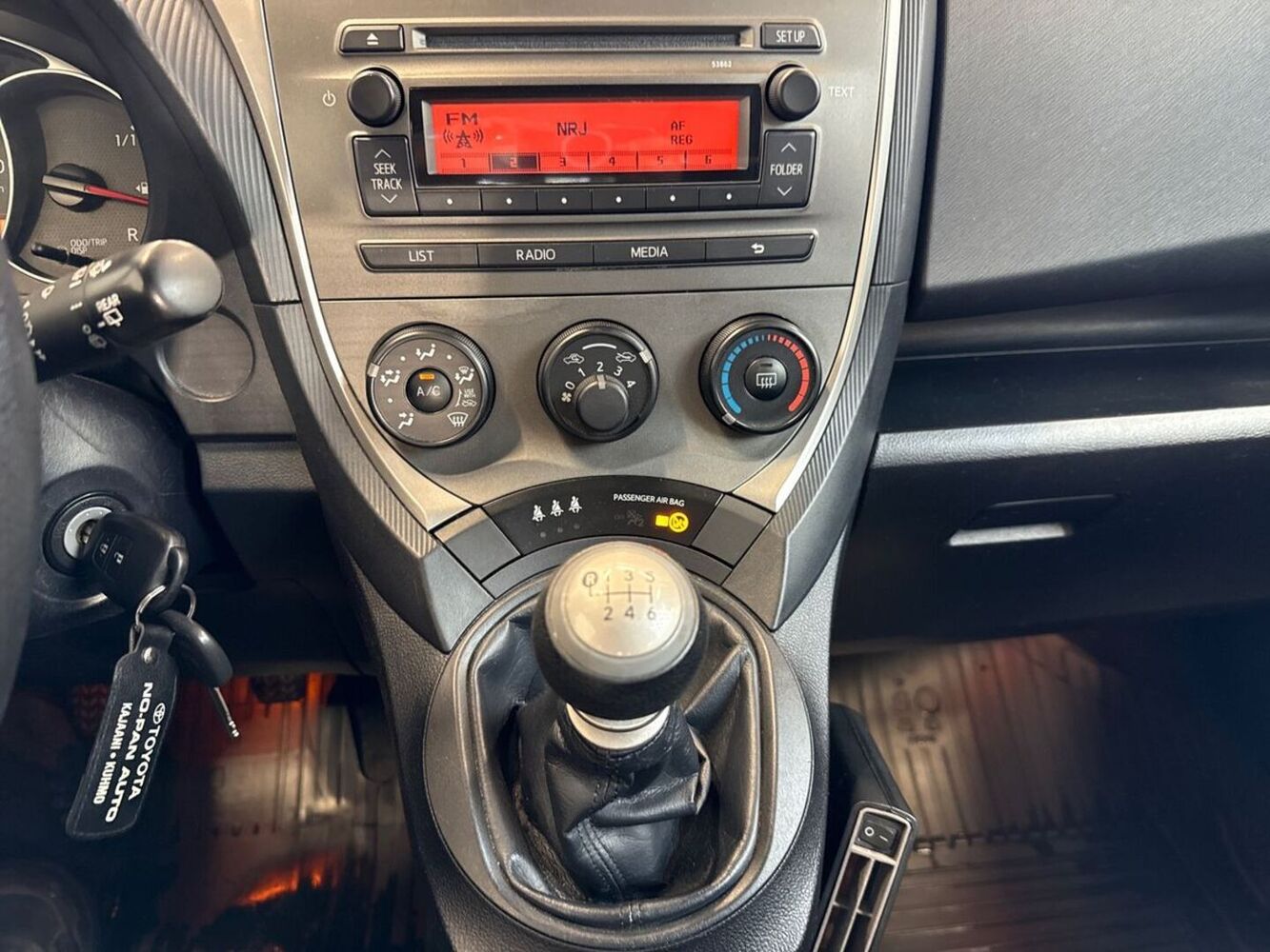 Toyota Verso-S vaihtoauto