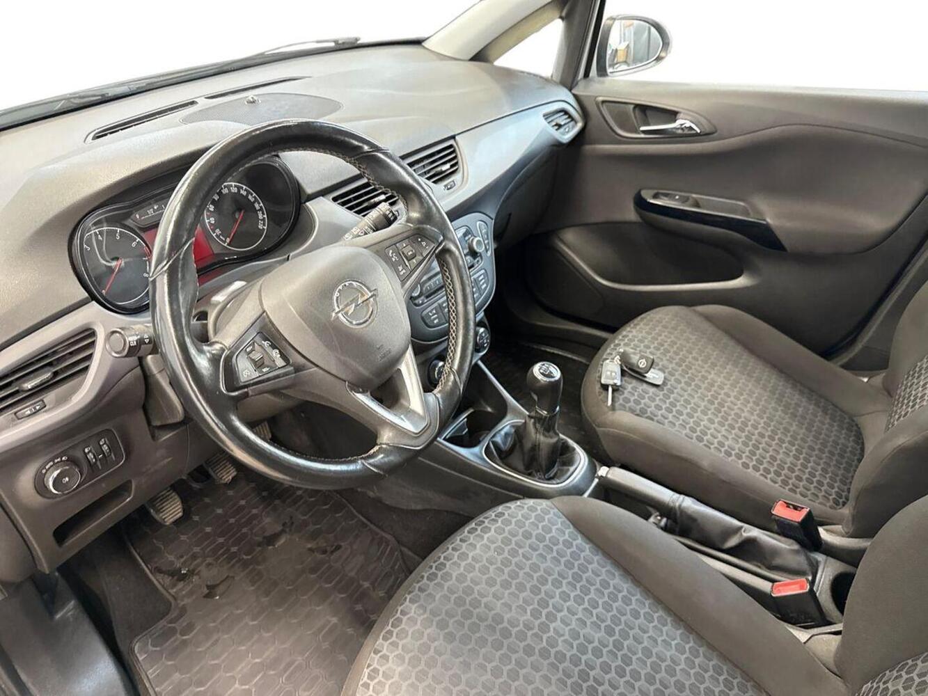 Opel Corsa vaihtoauto