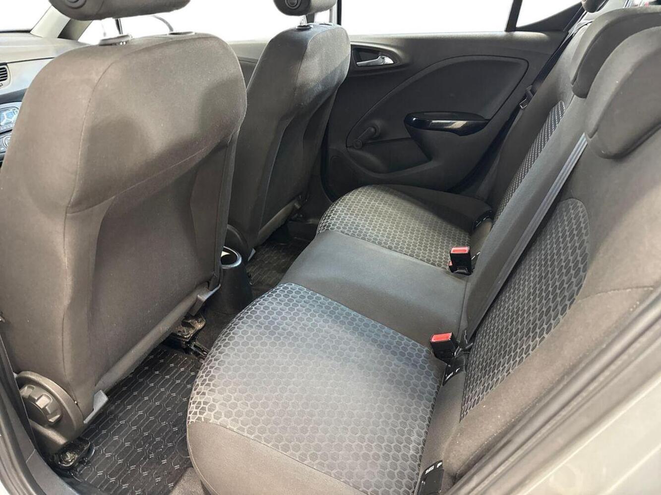 Opel Corsa vaihtoauto