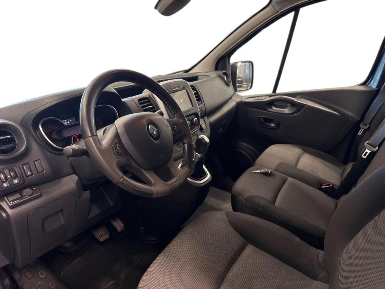 Renault Trafic vaihtoauto