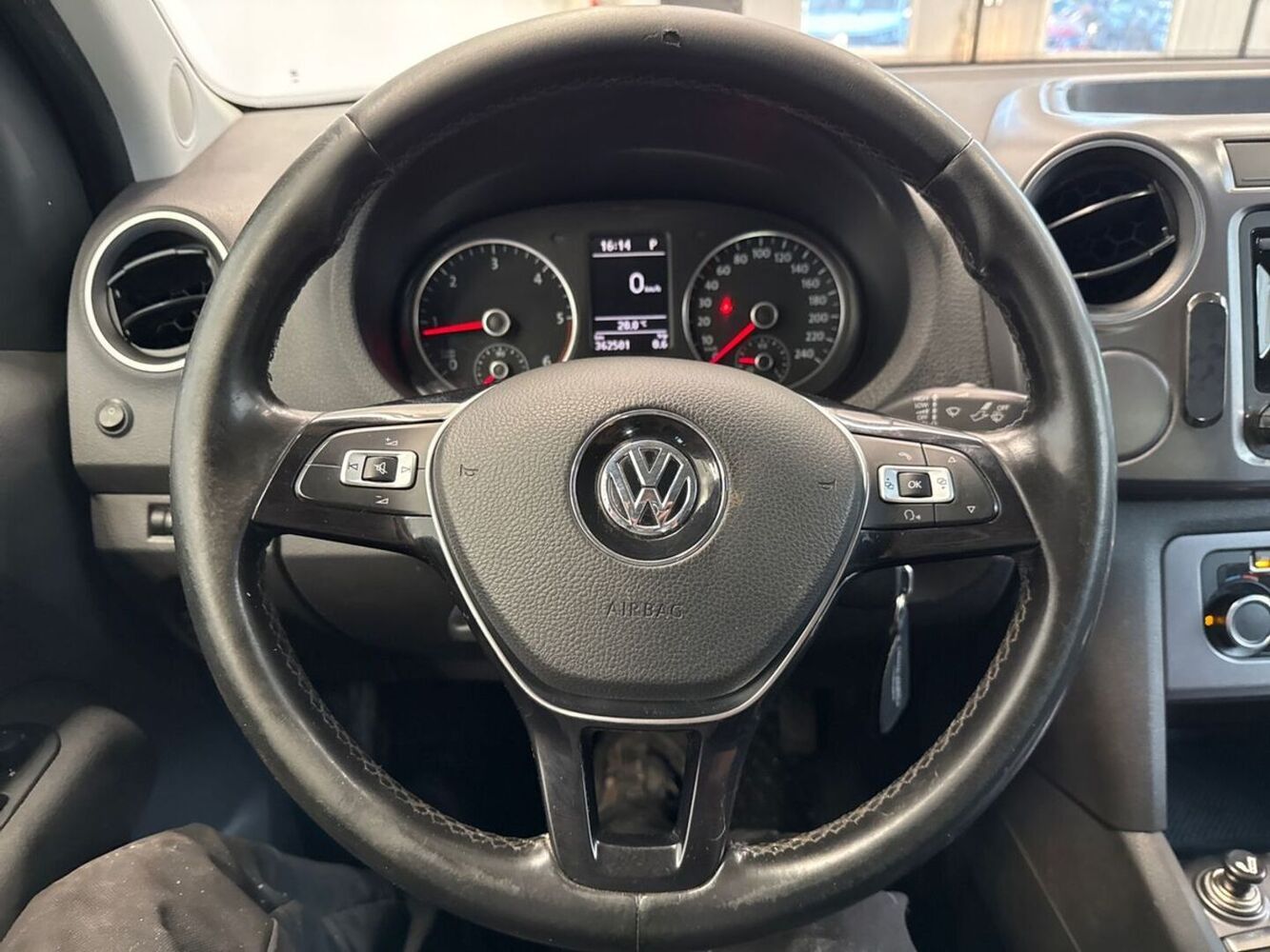 Volkswagen Amarok vaihtoauto