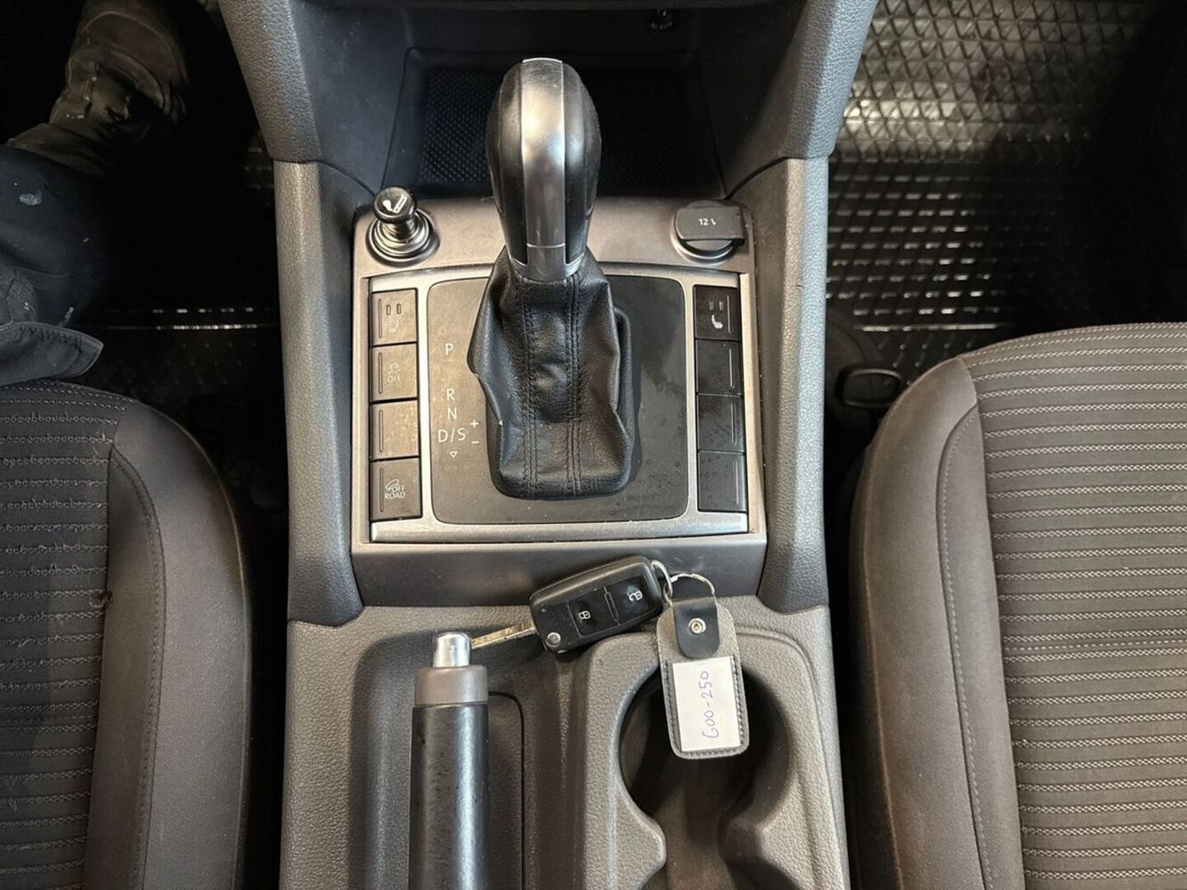 Volkswagen Amarok vaihtoauto