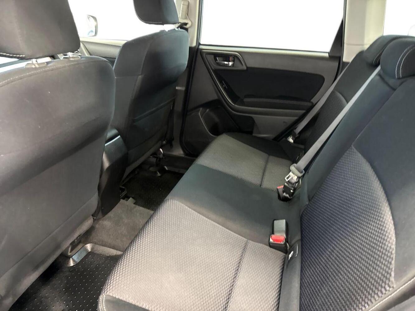 Subaru Forester vaihtoauto