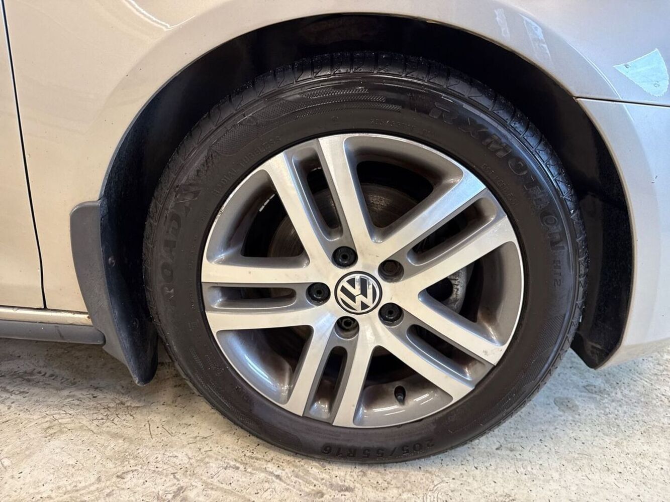 Volkswagen Golf vaihtoauto