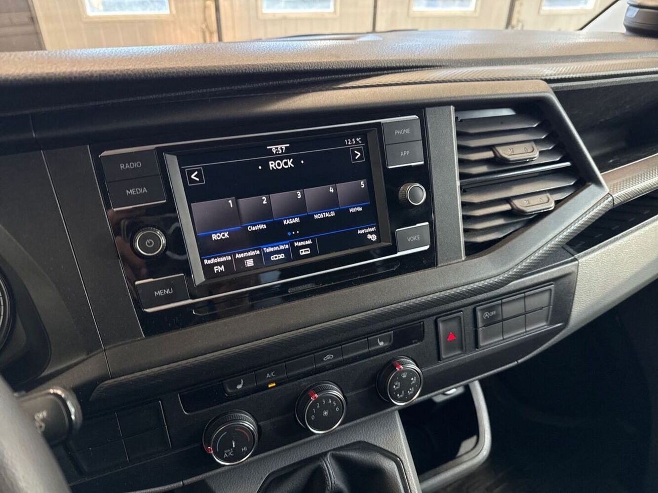 Volkswagen Transporter vaihtoauto