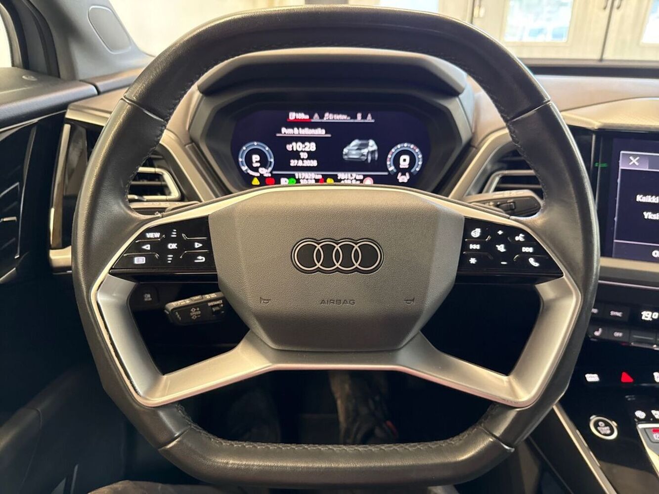 Audi Q4 e-tron vaihtoauto