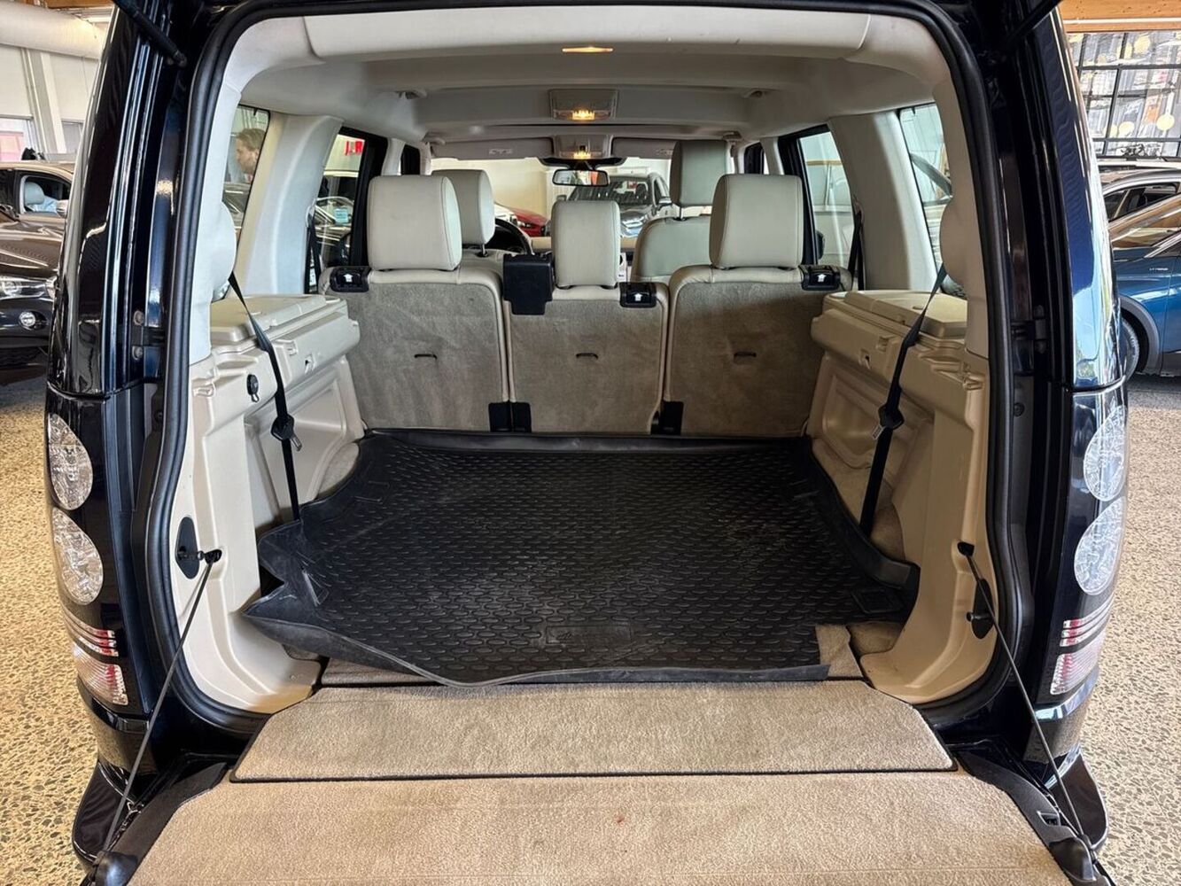 Land Rover Discovery vaihtoauto