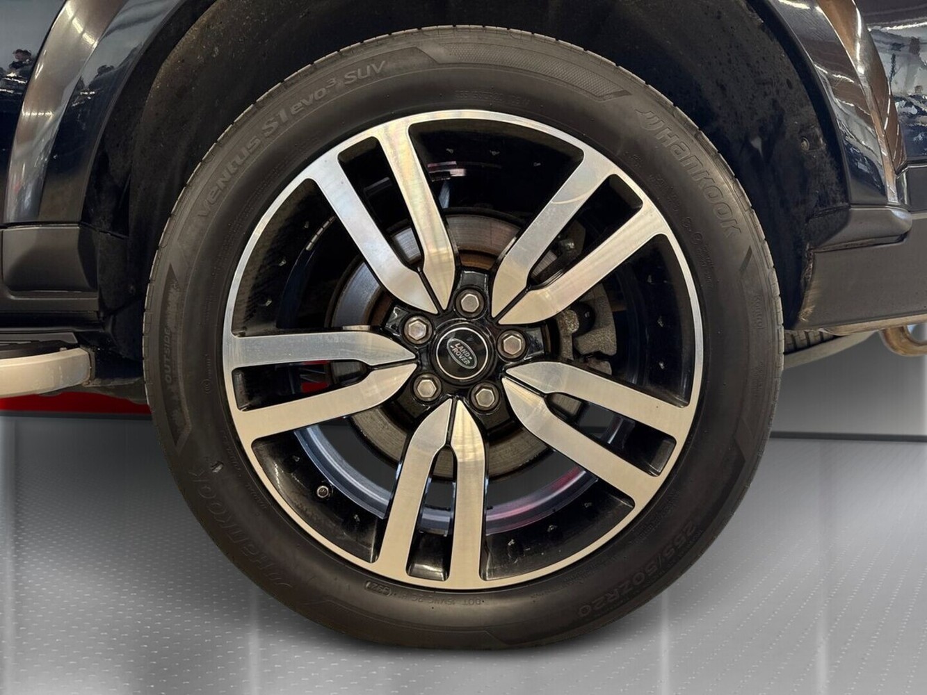 Land Rover Discovery vaihtoauto