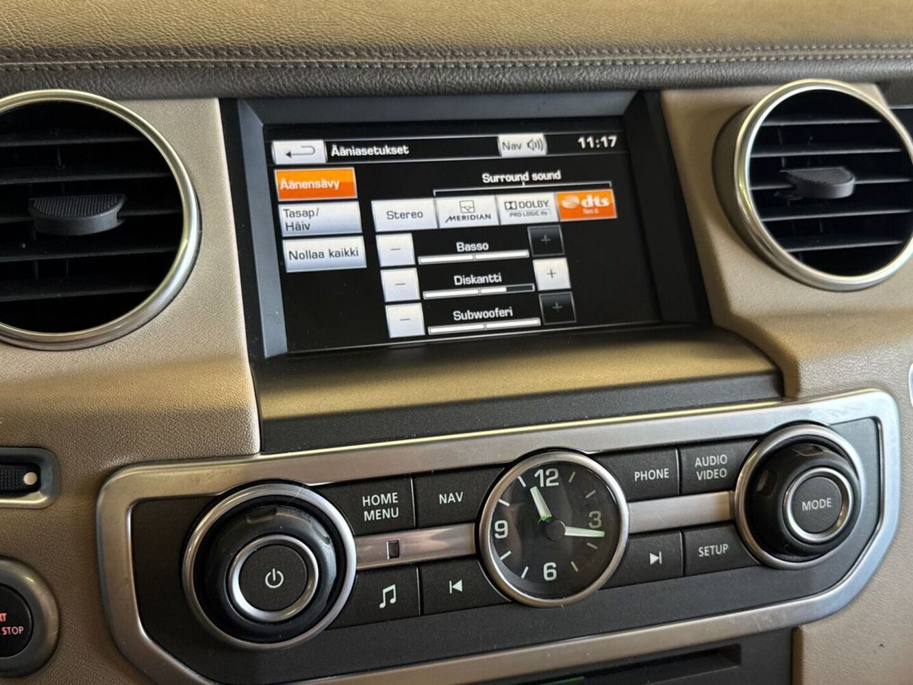Land Rover Discovery vaihtoauto