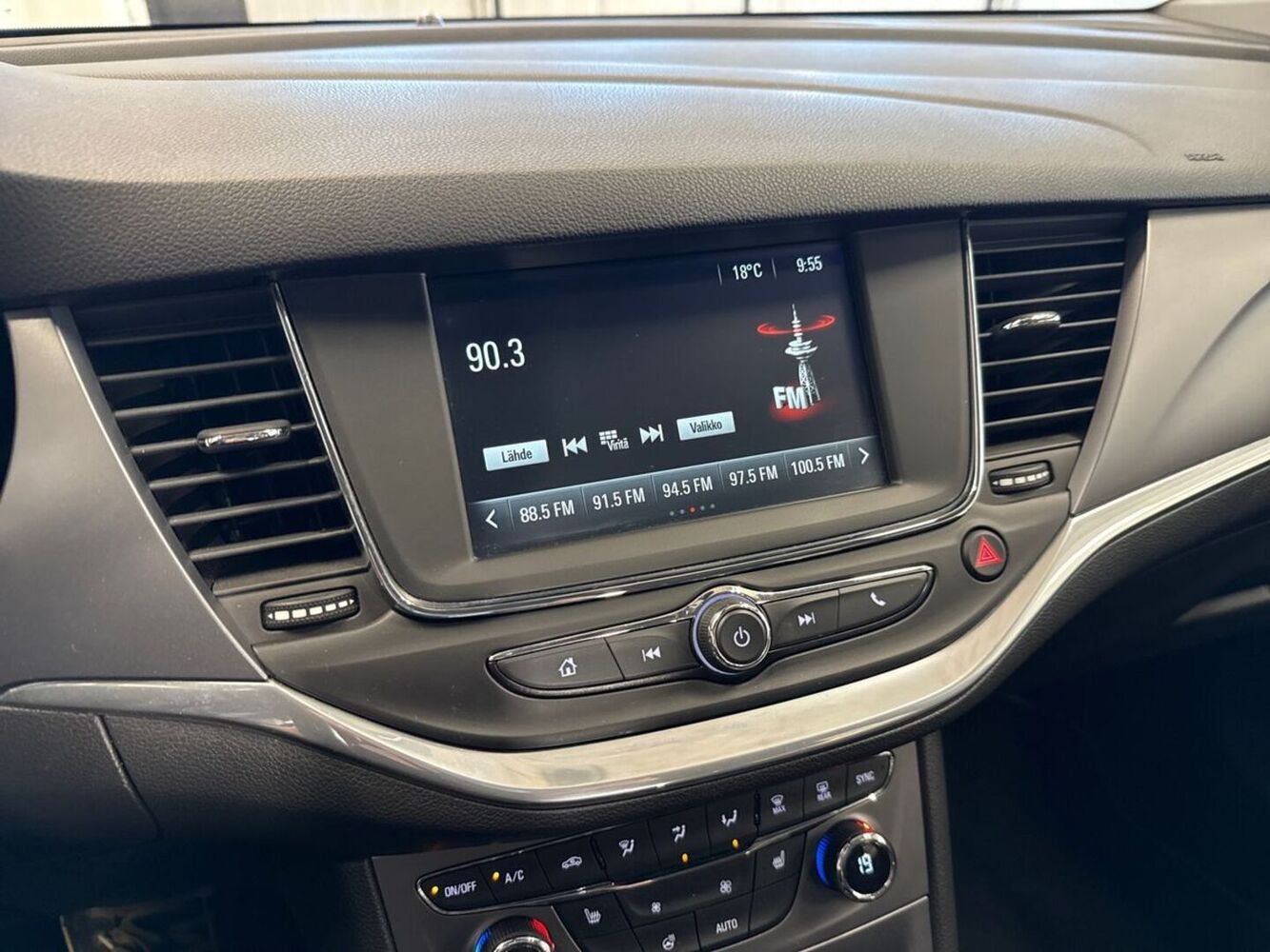 Opel Astra vaihtoauto