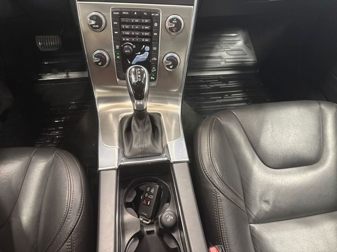 Volvo S60 Cross Country vaihtoauto