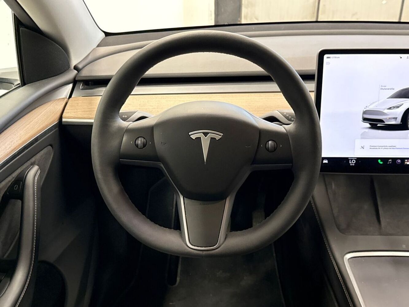 Tesla Model Y vaihtoauto