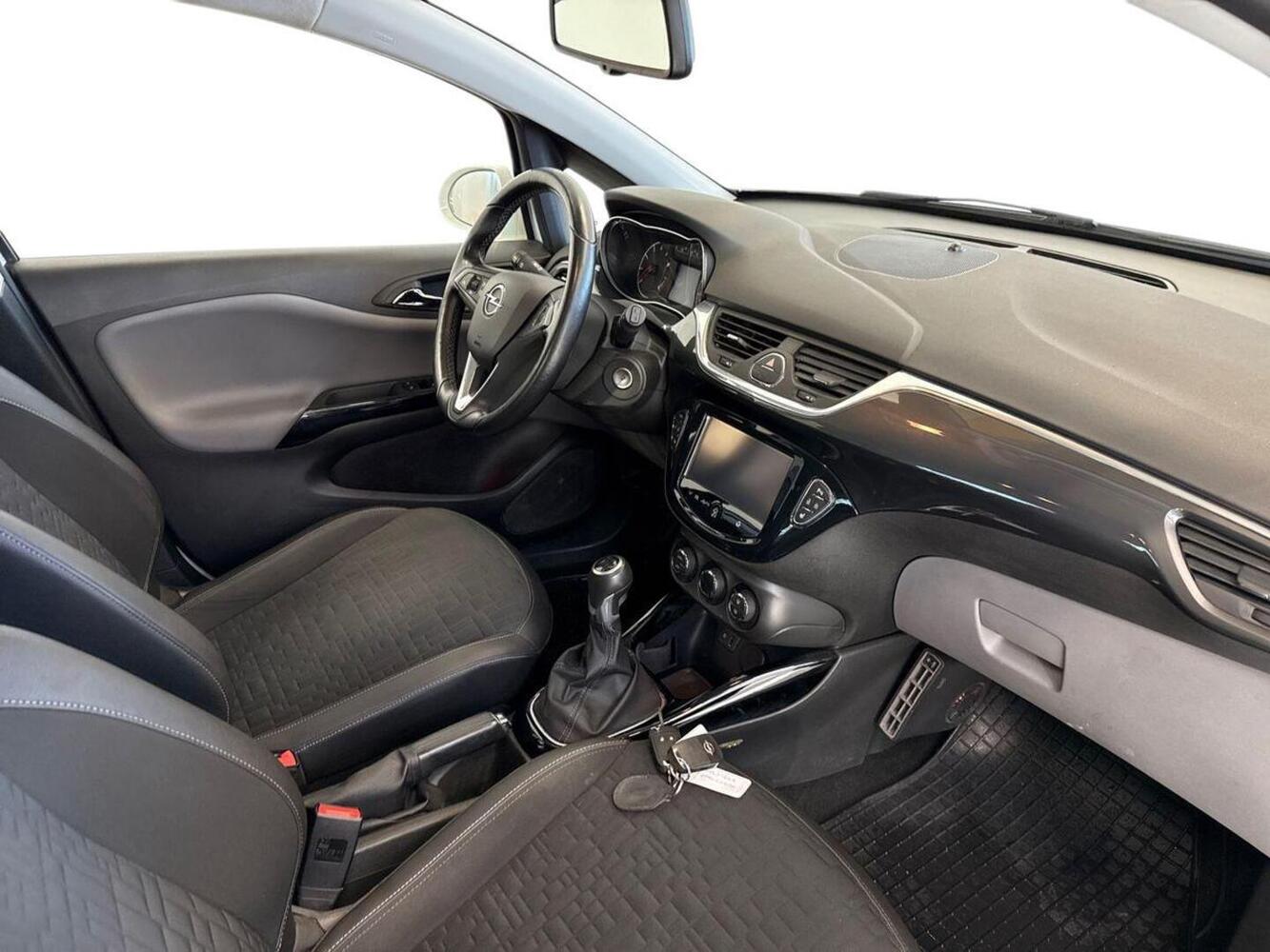 Opel Corsa vaihtoauto