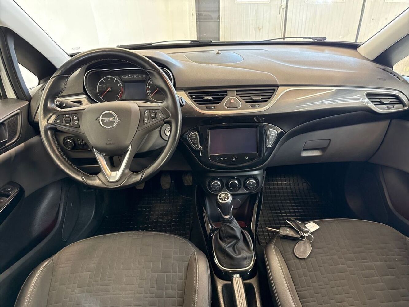 Opel Corsa vaihtoauto