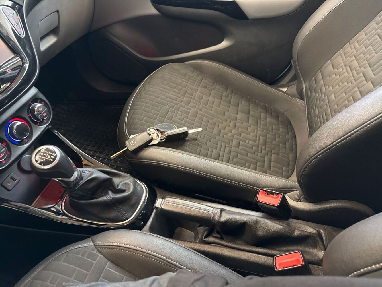 Opel Corsa vaihtoauto