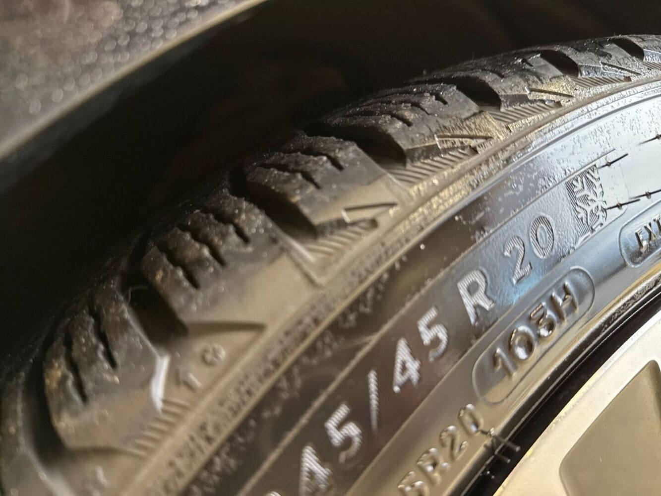 Porsche Taycan vaihtoauto