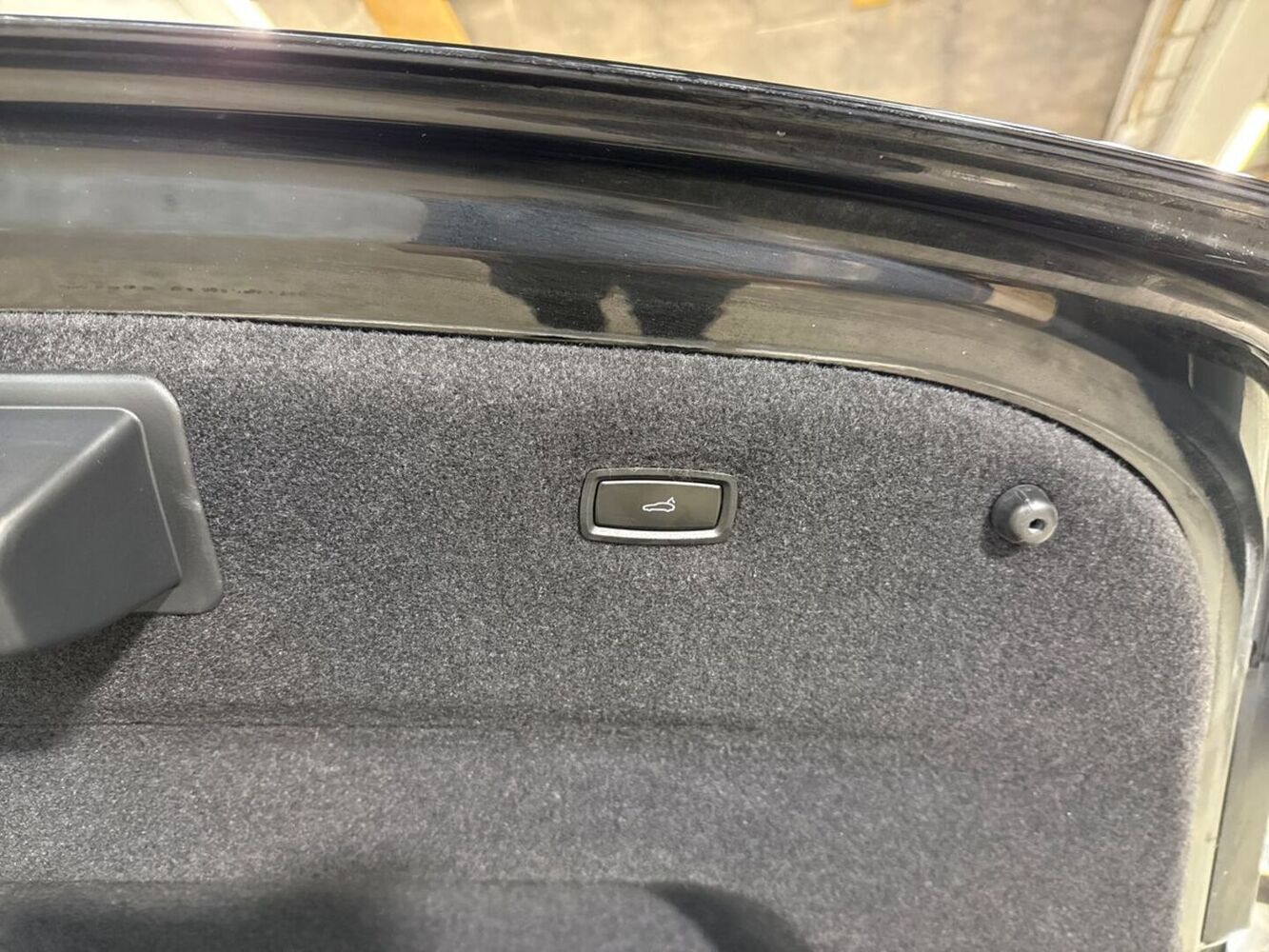 Porsche Taycan vaihtoauto