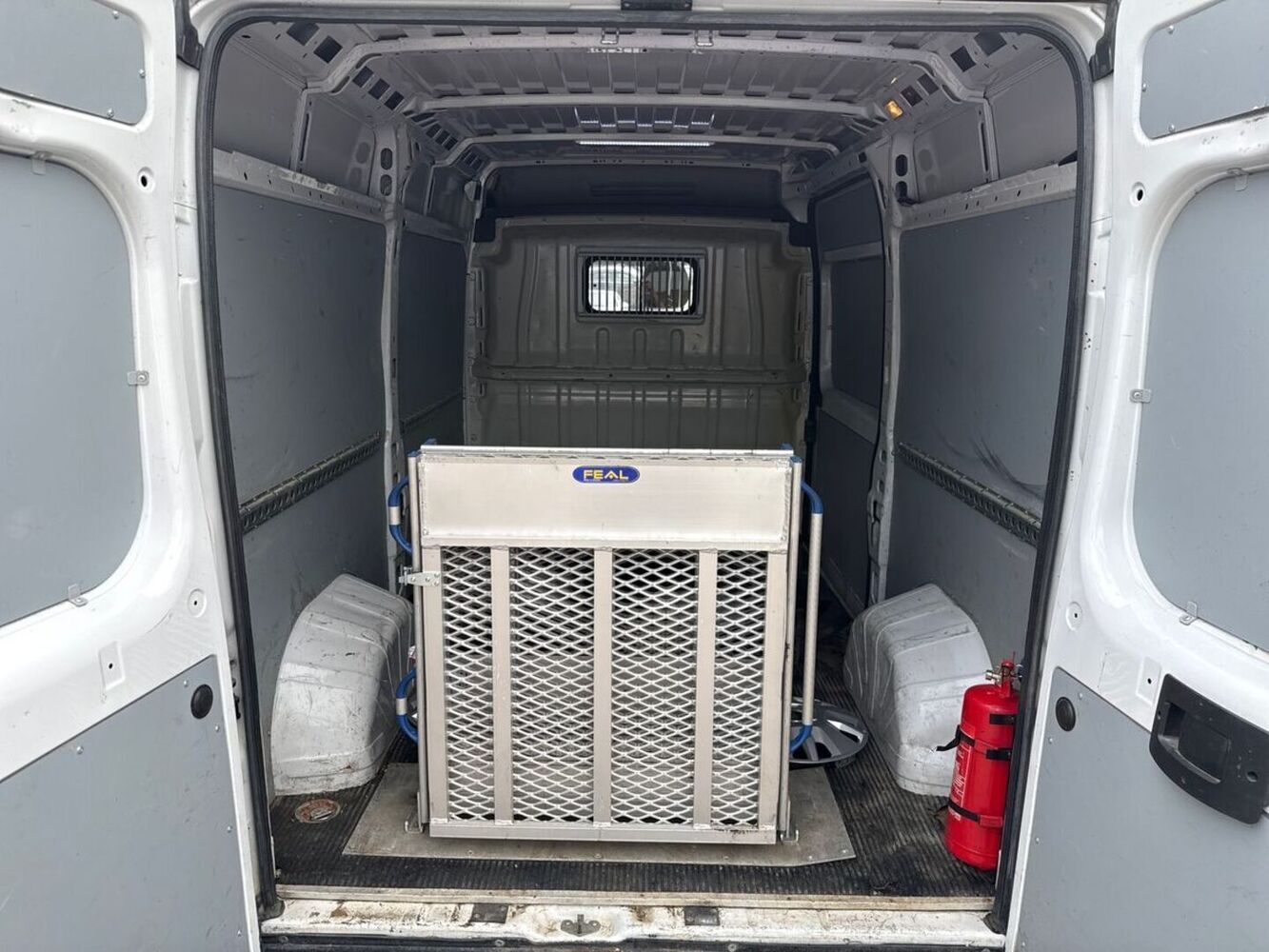 Peugeot Boxer vaihtoauto