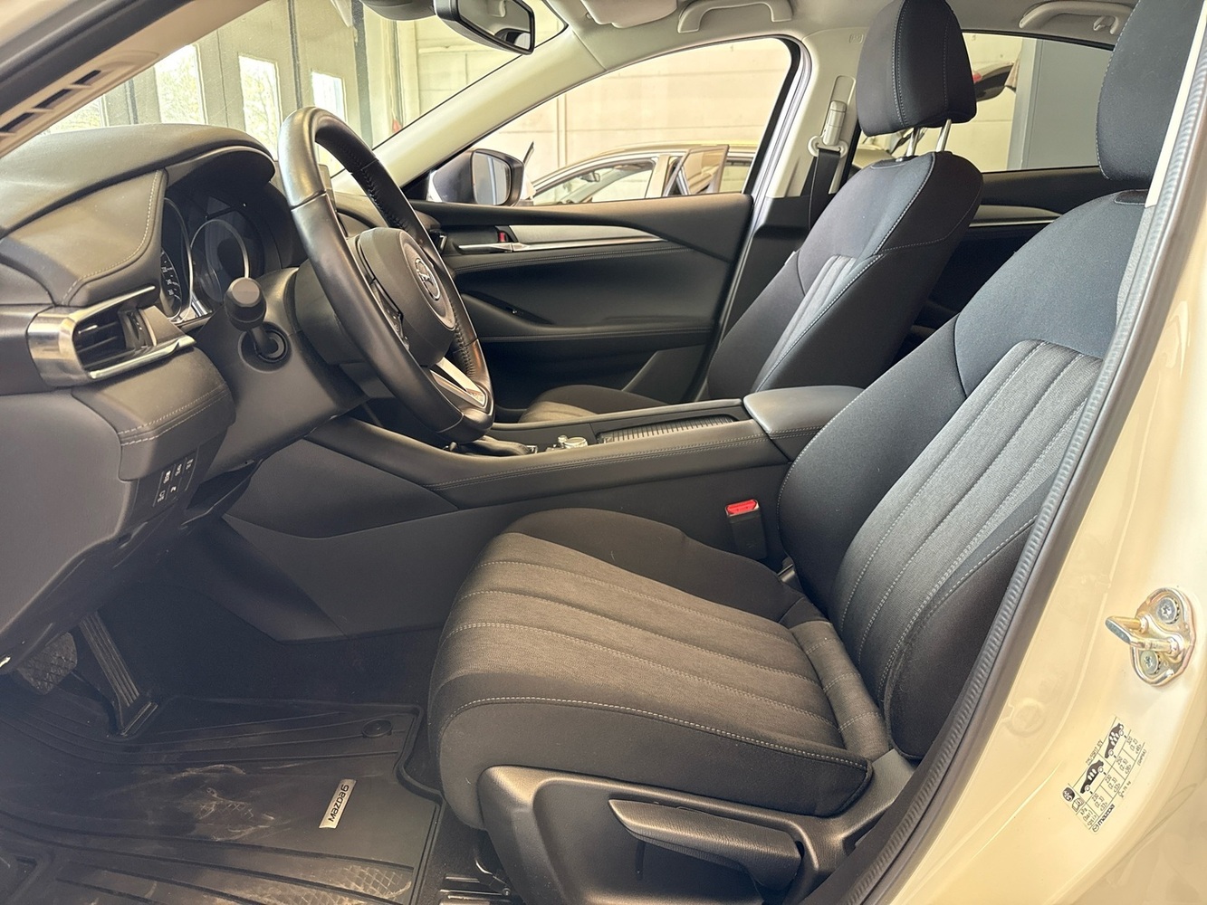 Mazda 6 vaihtoauto