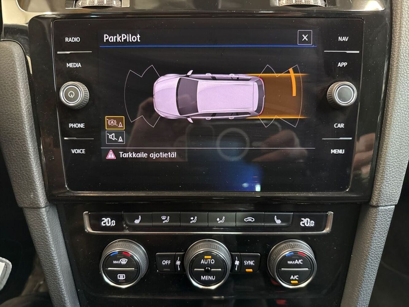 Volkswagen Golf vaihtoauto
