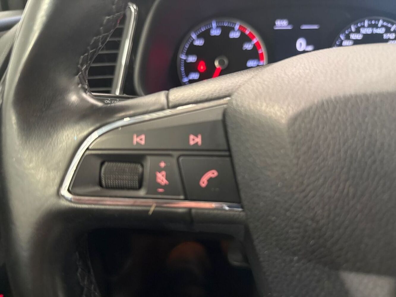SEAT Leon ST vaihtoauto
