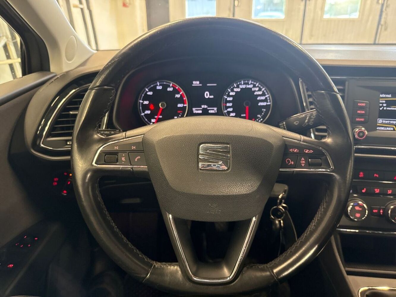 SEAT Leon ST vaihtoauto