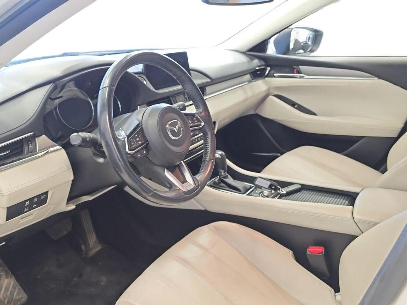 Mazda 6 vaihtoauto