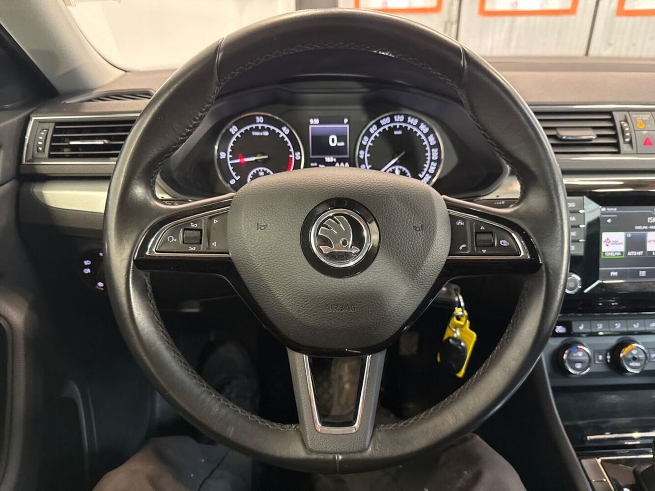 Skoda Superb vaihtoauto