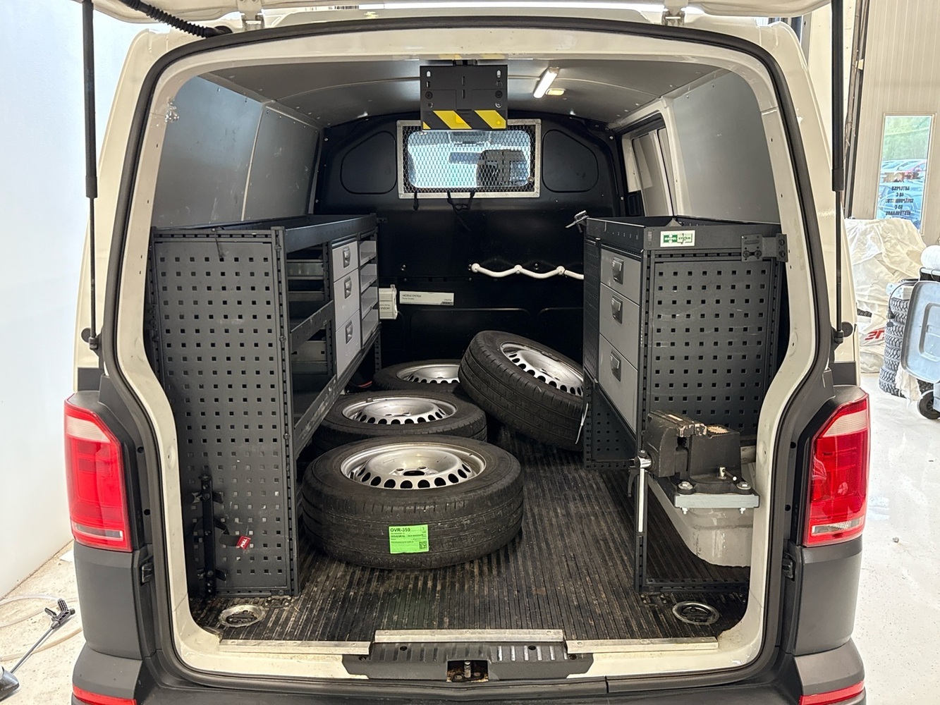 Volkswagen Transporter vaihtoauto