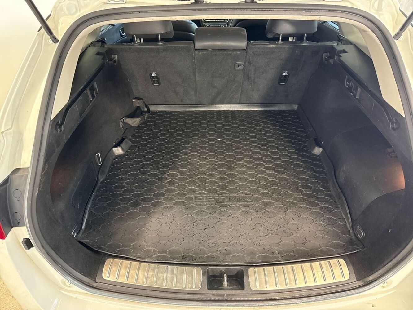 Kia Optima vaihtoauto
