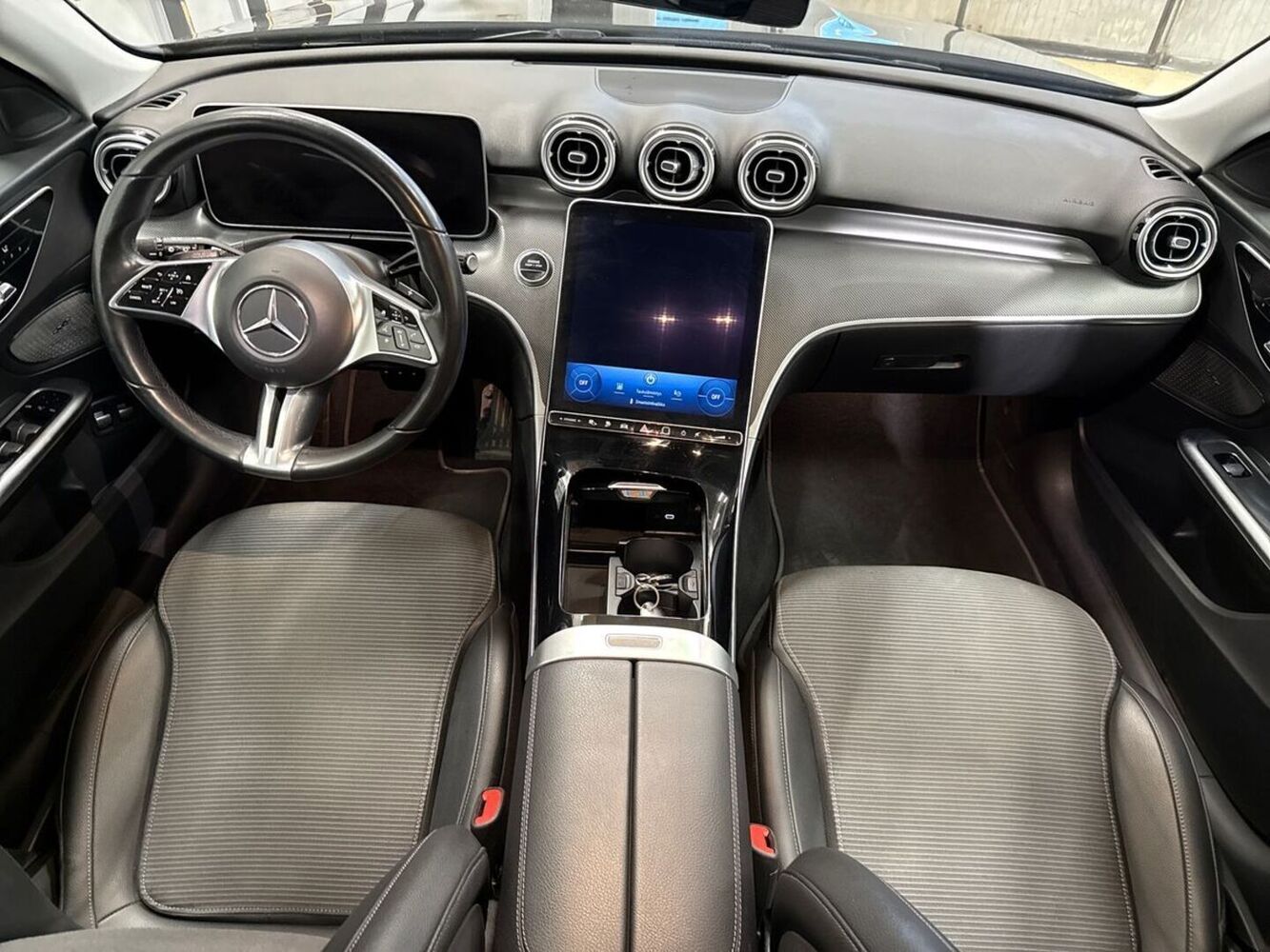 Mercedes-Benz C vaihtoauto