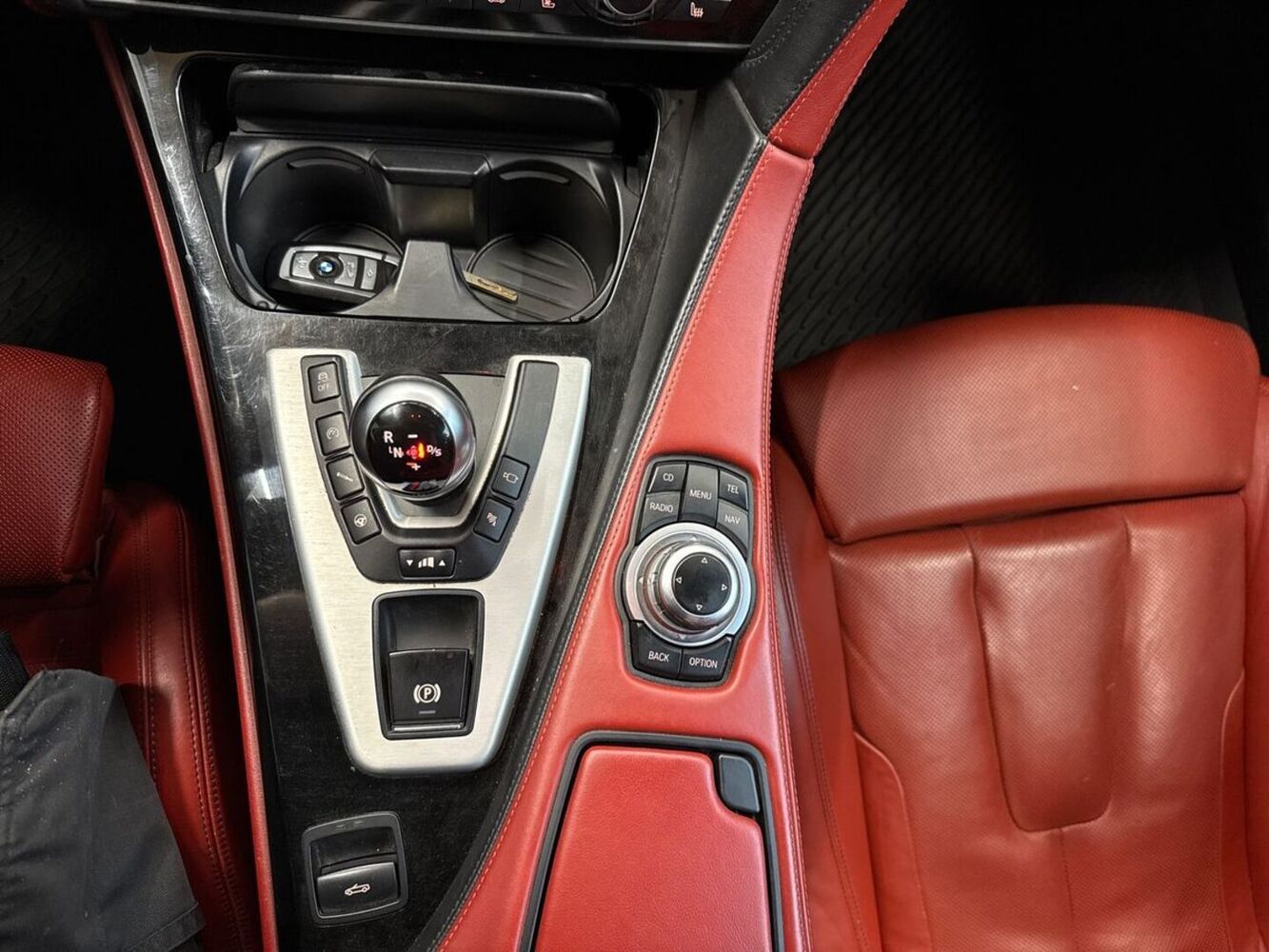 BMW M6 vaihtoauto