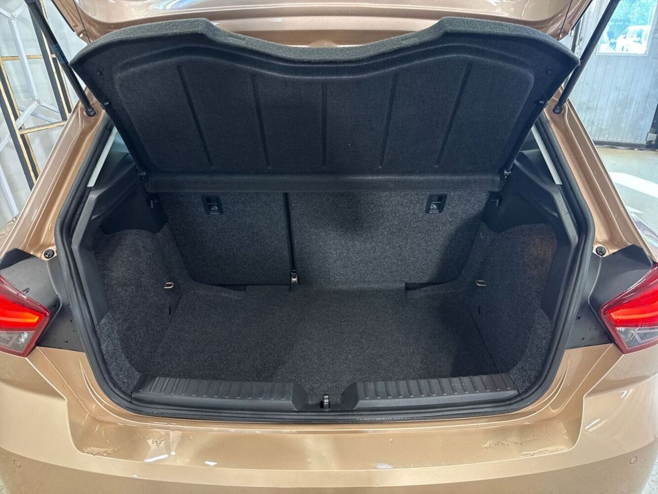SEAT Ibiza vaihtoauto