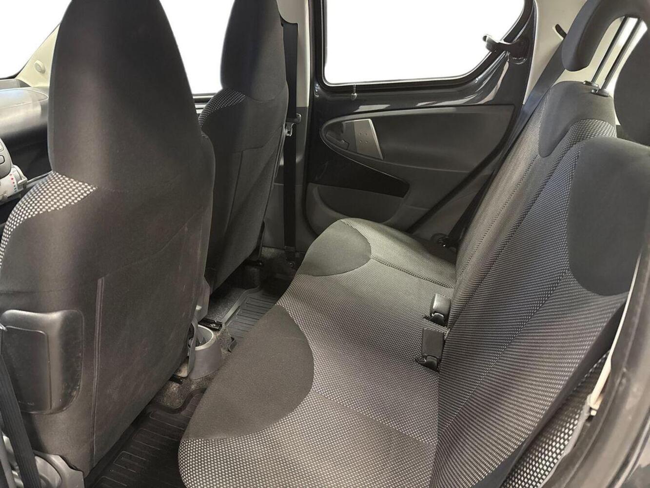 Toyota AYGO vaihtoauto