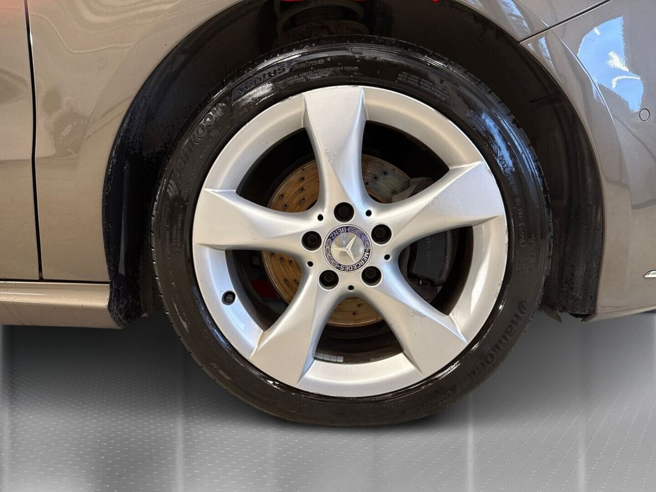 Mercedes-Benz B vaihtoauto