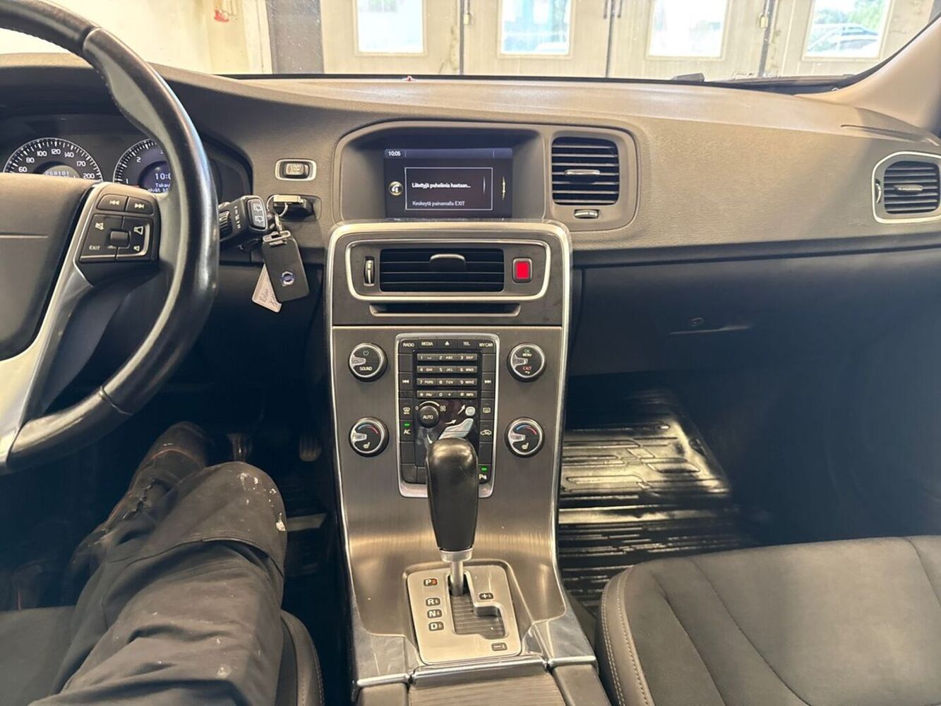Volvo V60 vaihtoauto