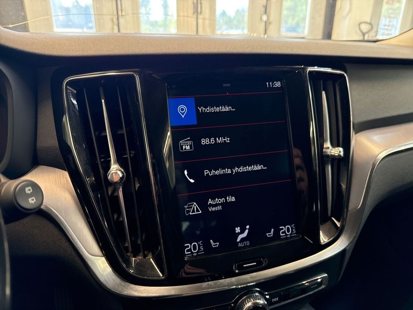 Volvo V60 vaihtoauto