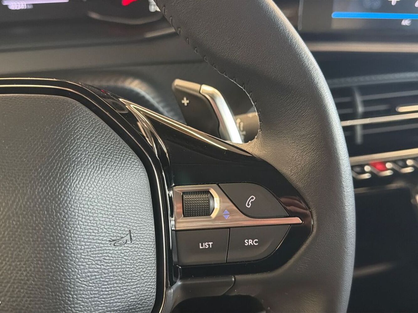 Peugeot 208 vaihtoauto