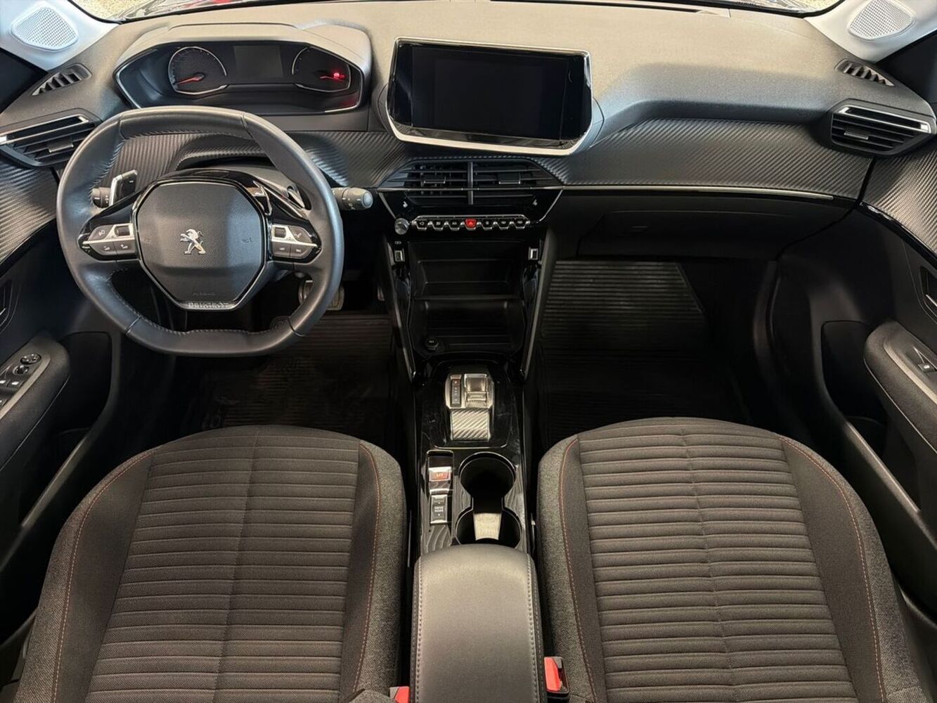 Peugeot 208 vaihtoauto