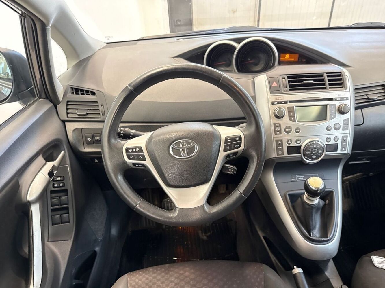 Toyota Verso vaihtoauto