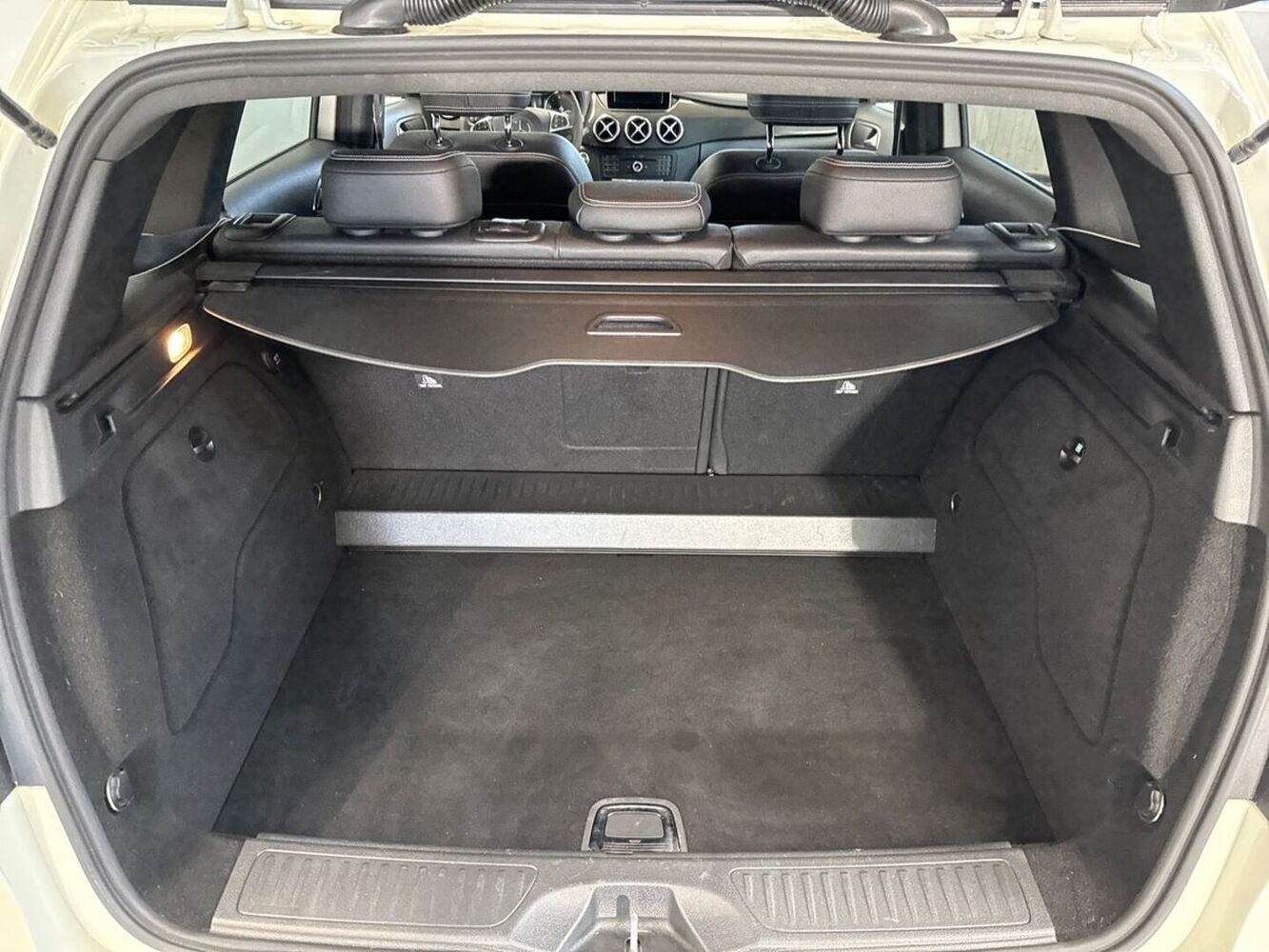 Mercedes-Benz B vaihtoauto