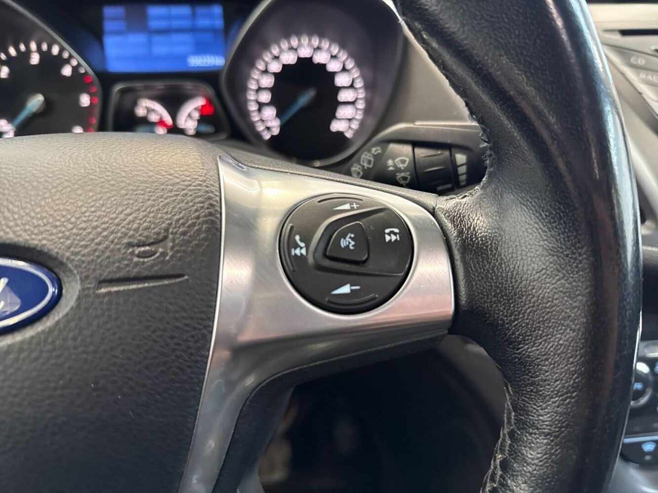Ford Kuga vaihtoauto