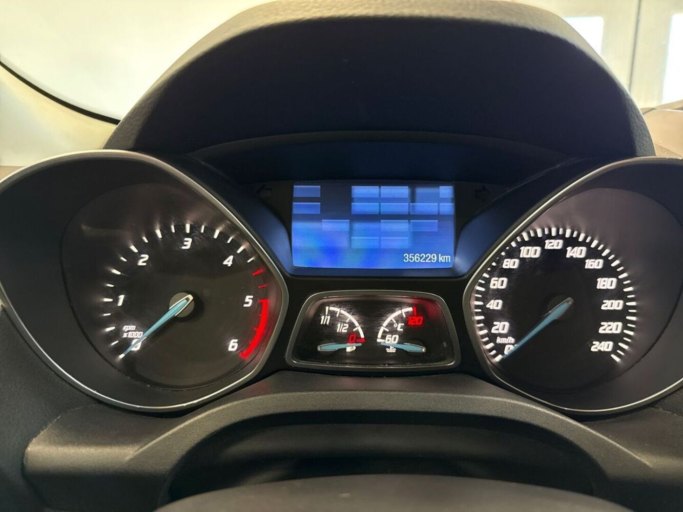 Ford Kuga vaihtoauto