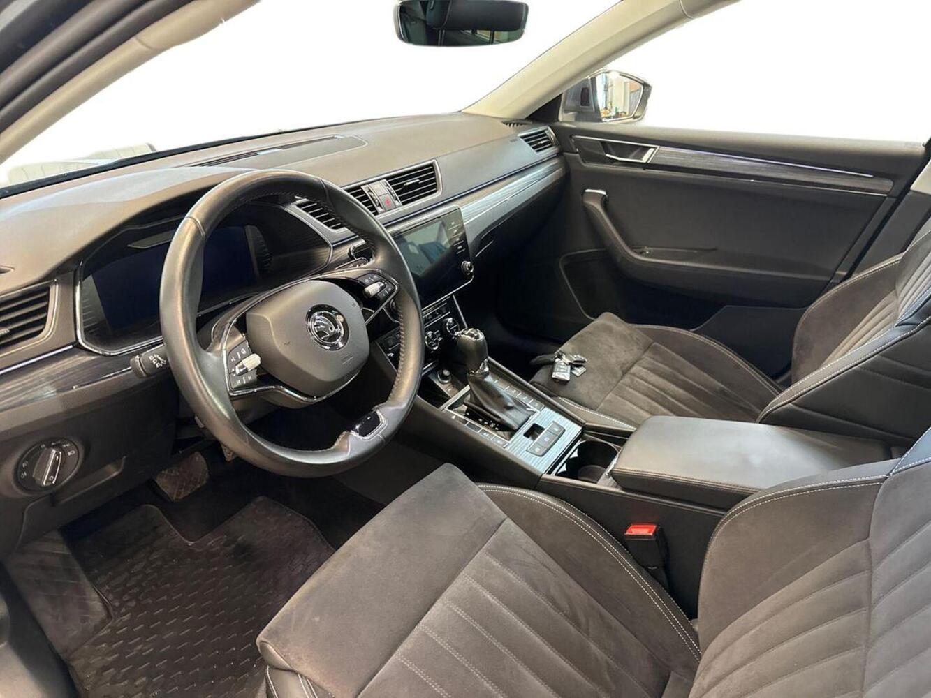 Skoda Superb vaihtoauto