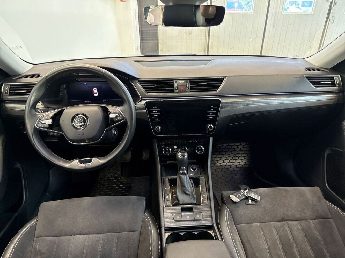 Skoda Superb vaihtoauto