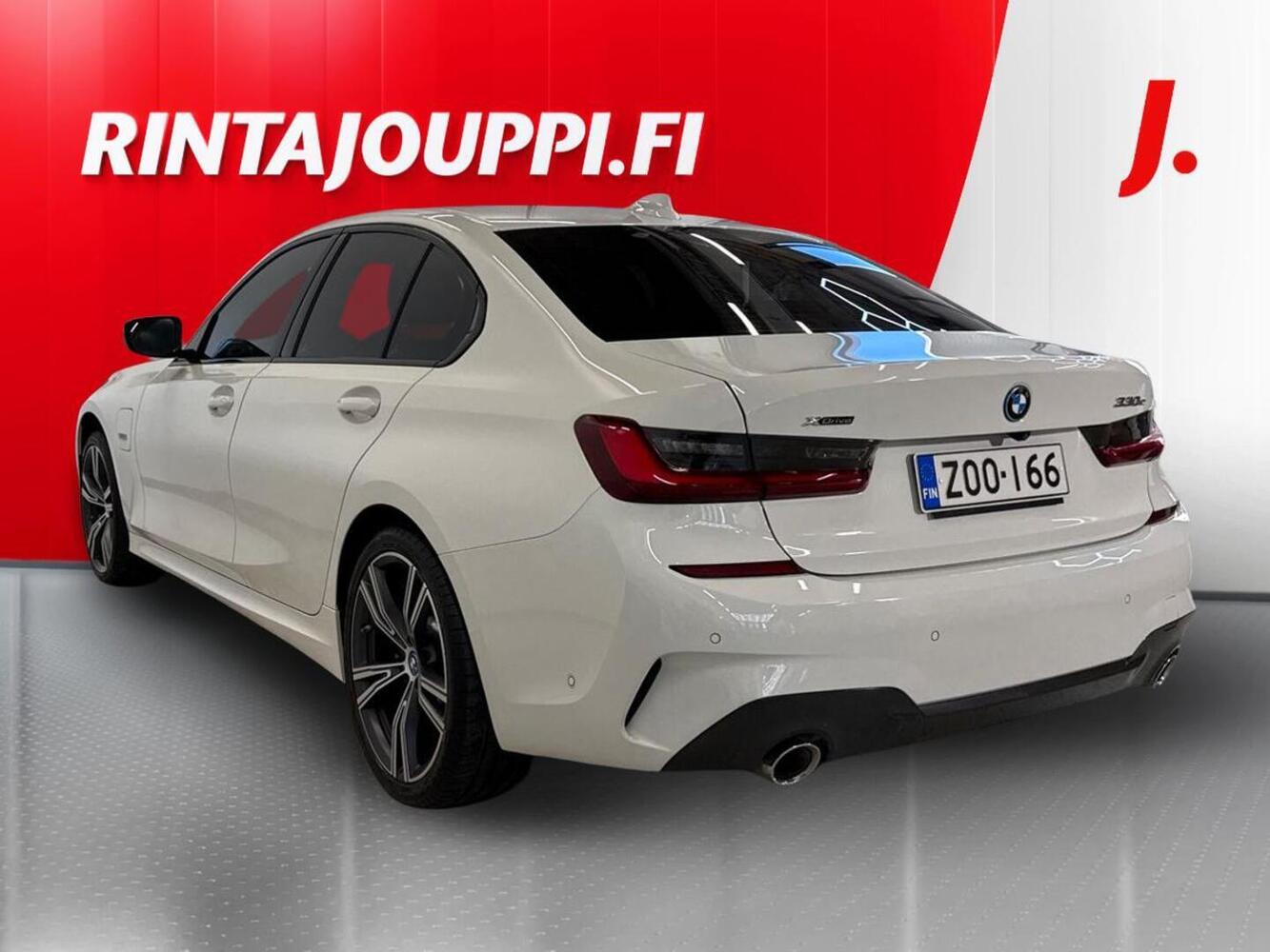 BMW 330 vaihtoauto
