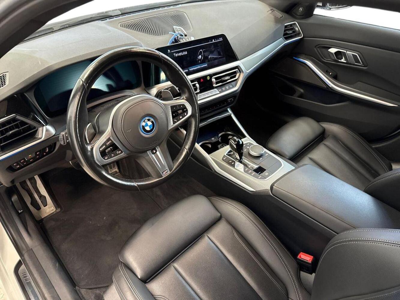 BMW 330 vaihtoauto